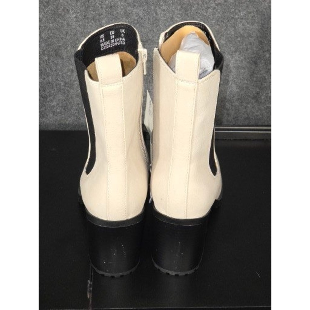 Amazon Essentials Women Ivory Faux Leather Block Heel Chelsea Boots Size‎ 8.5 - Picture 6 of 9
